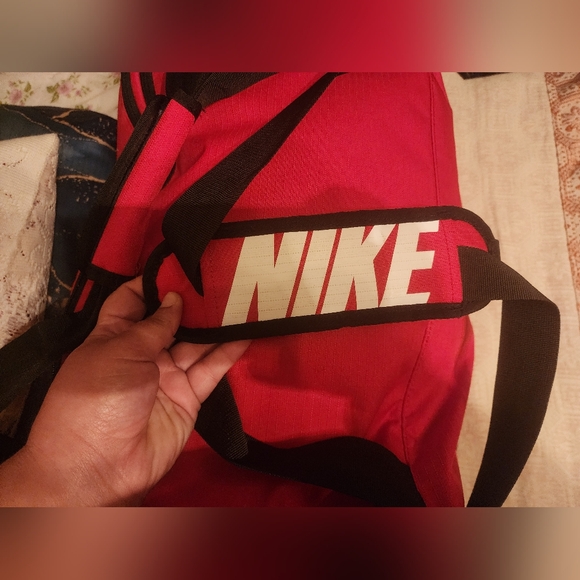 Nike duffel bag - Picture 6 of 6
